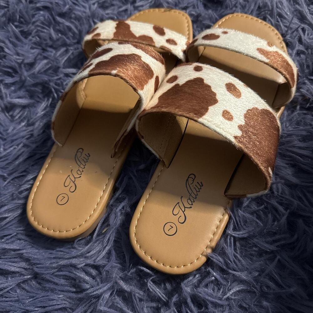 Tan and brown cow print - Picture 3 of 3